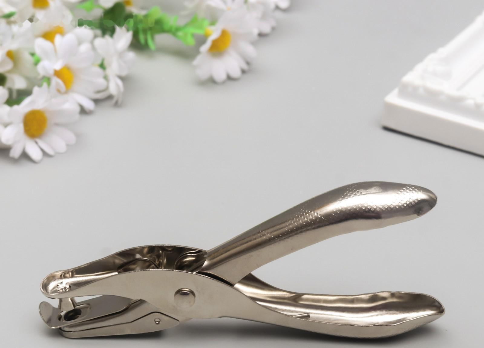 Дырокол для люверсов, 12,7х5,5х1,5 см