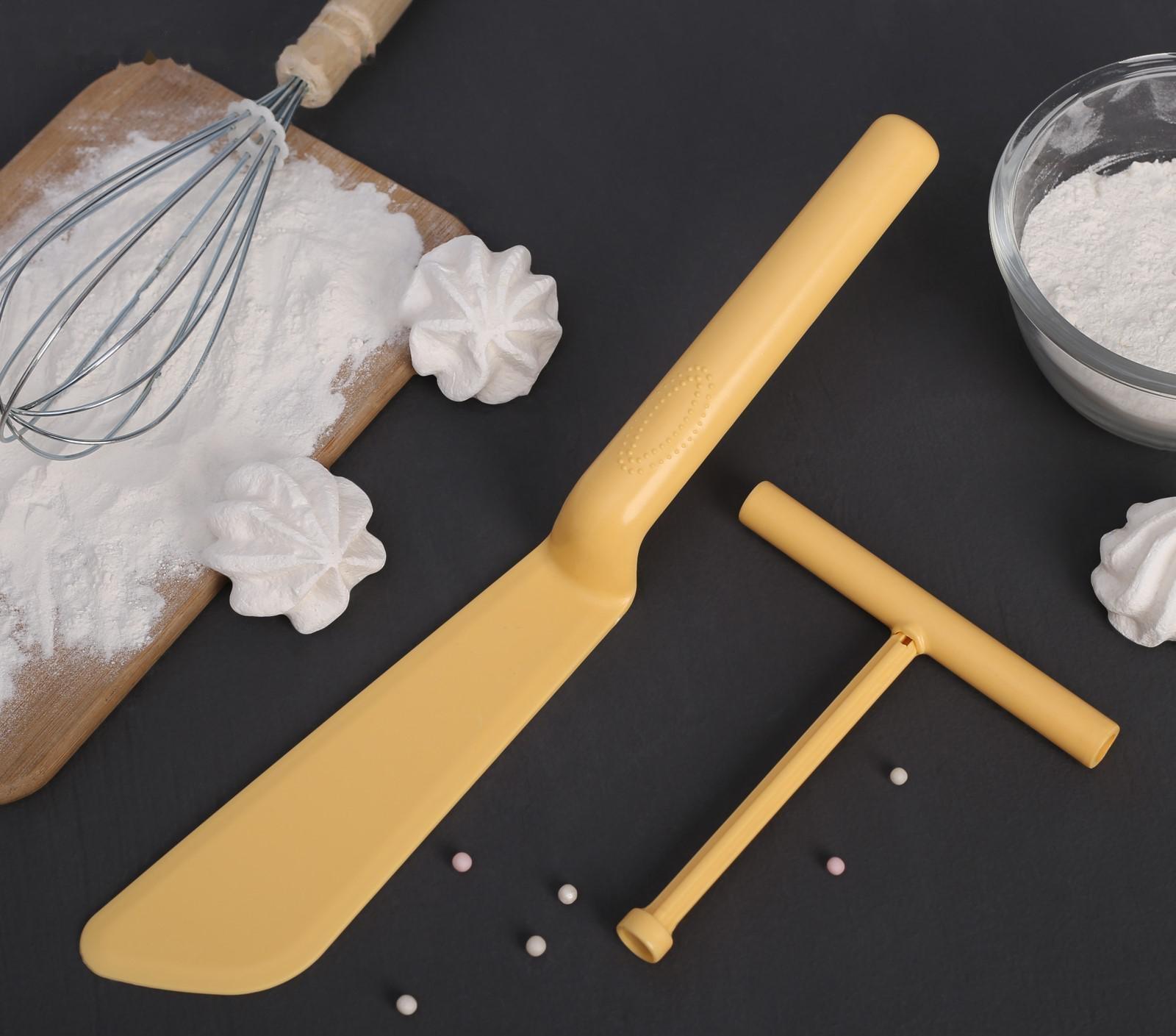 Набор кулинарный 2 предмета: лопатка для блинов 32 см, распределитель теста 13 см