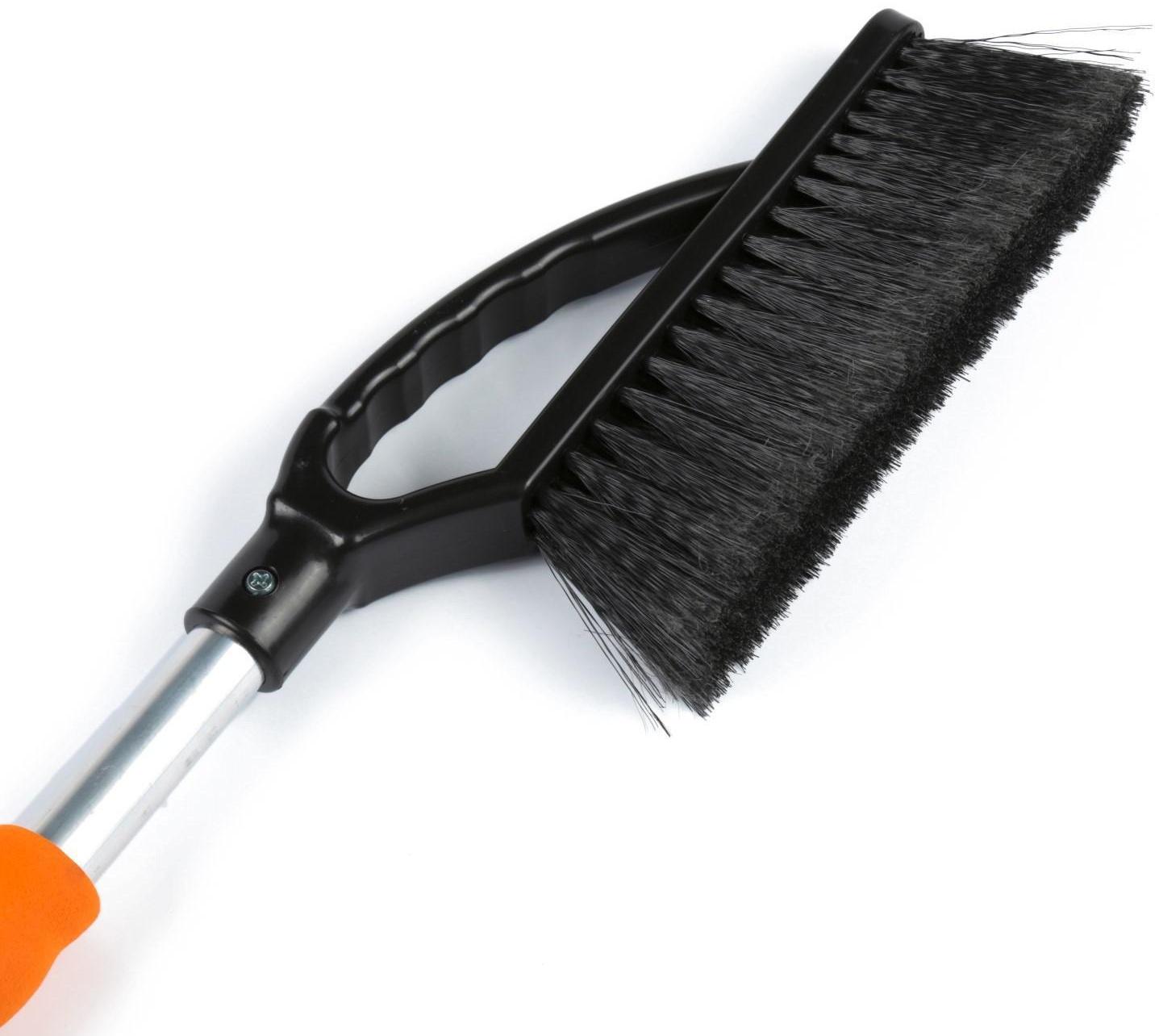 Щётка для снега автомобильная со скребком 