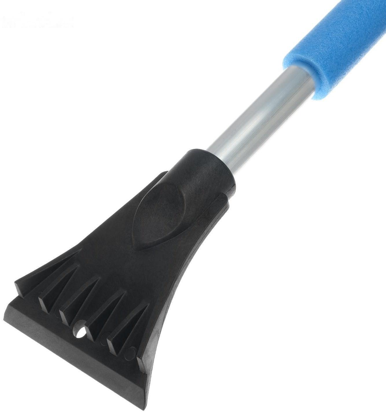 Щётка для снега автомобильная со скребком 