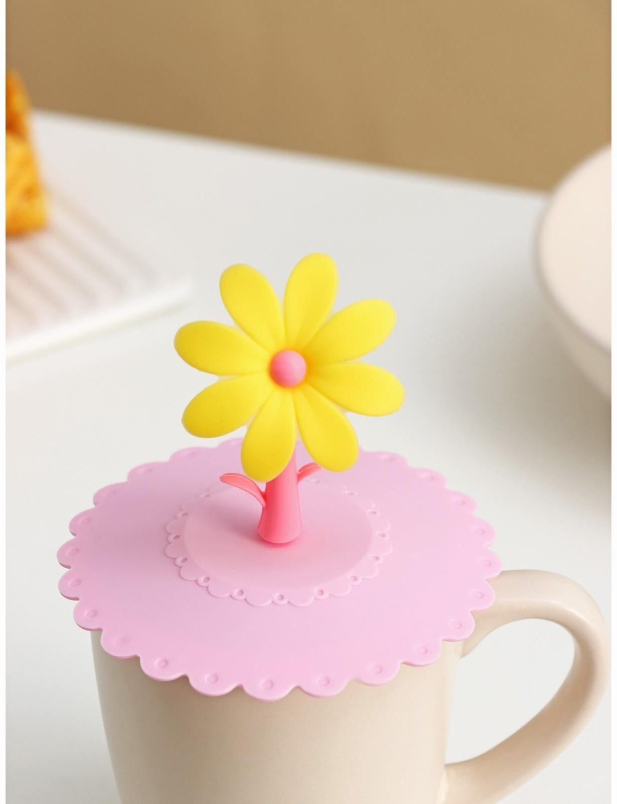 Крышка-непроливайка силиконовая Доляна «Цветочек», 10,5 см, цвет розовый