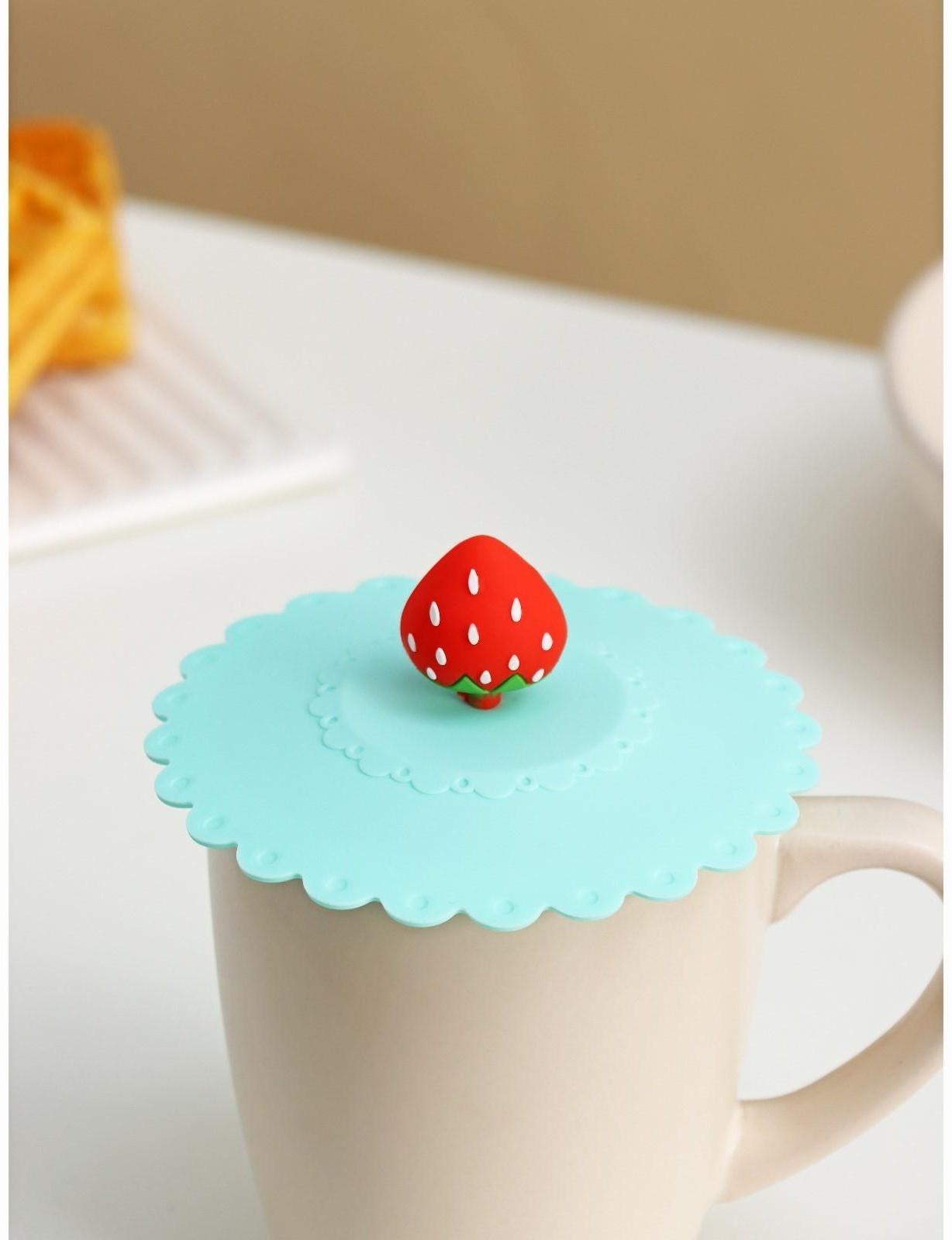 Крышка-непроливайка силиконовая Доляна «Клубничка», d=11 см, цвет мятный