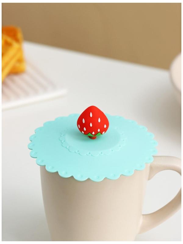 Крышка-непроливайка силиконовая Доляна «Клубничка», d=11 см, цвет мятный