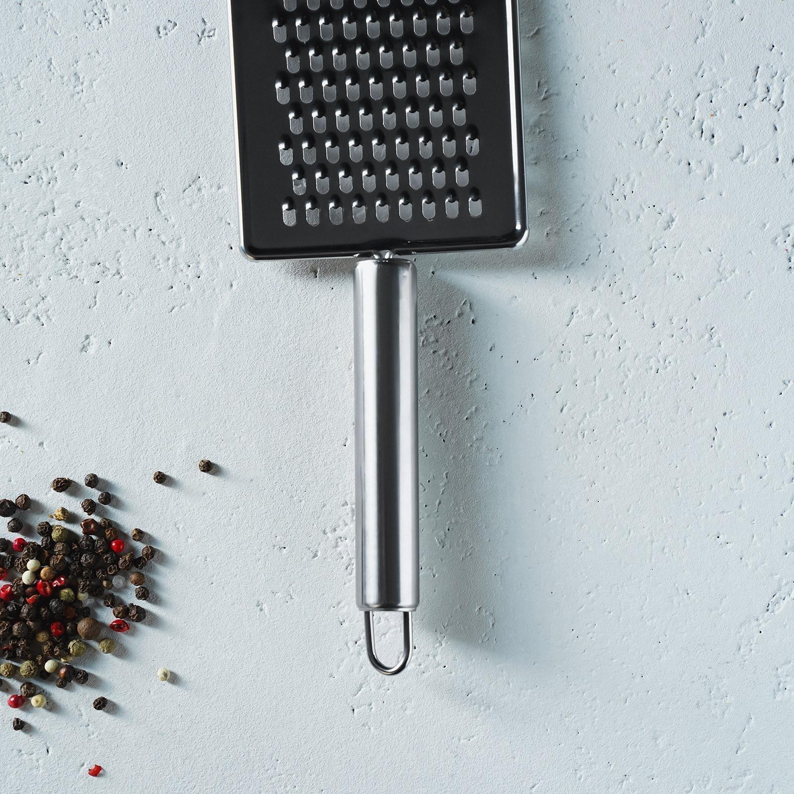 Тёрка Доляна «Металлик», 14×8 см, мелкая, с ручкой, цвет хромированный