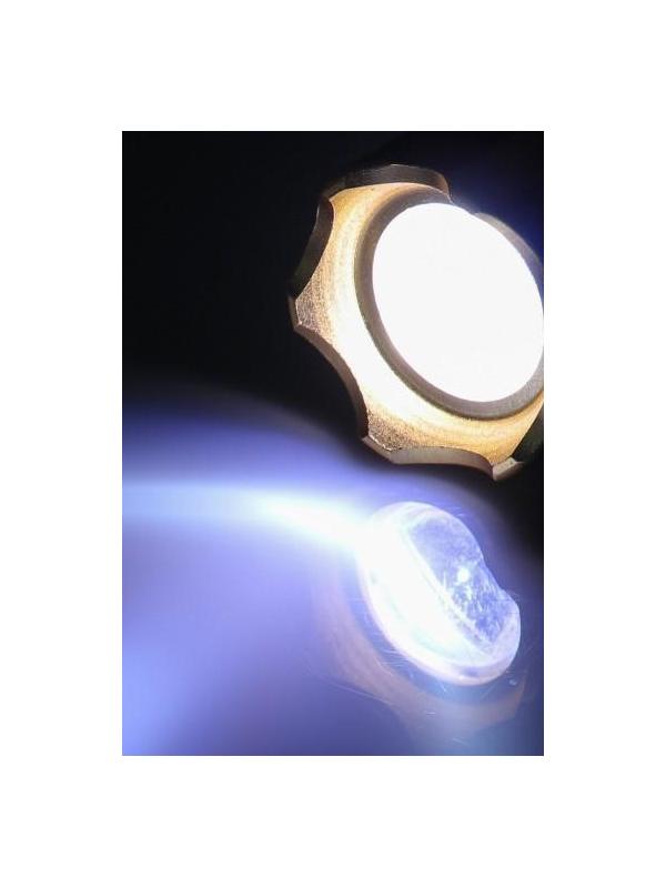 Фонарь ручной аккумуляторный 