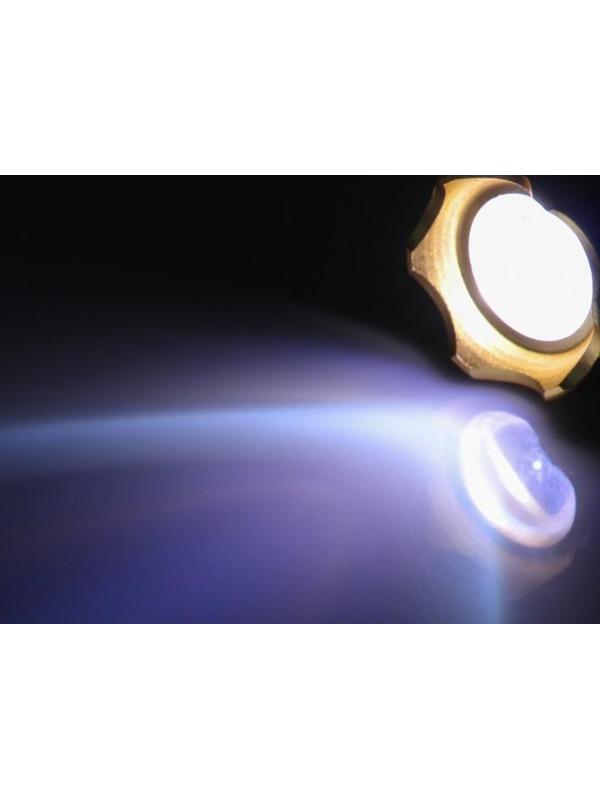 Фонарь ручной аккумуляторный 