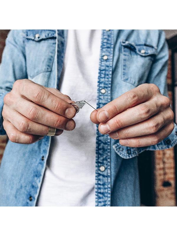 Нитевдеватель металлический, 4,3 × 1,5 см