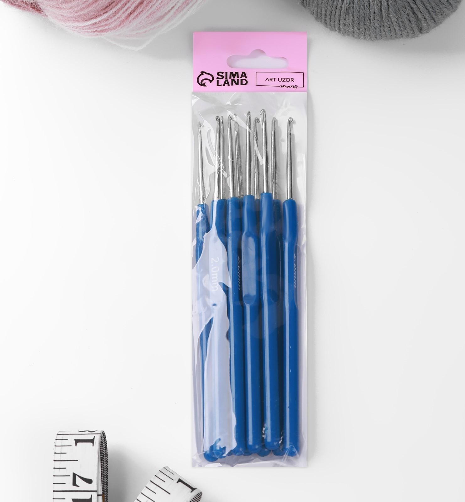 Крючок для вязания, с пластиковой ручкой, d = 2 мм, 13,5 см, цвет синий