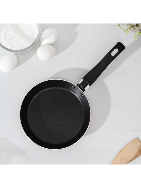 Сковорода блинная Colibri, d=18 см, пластиковая ручка, антипригарное покрытие, цвет розовый