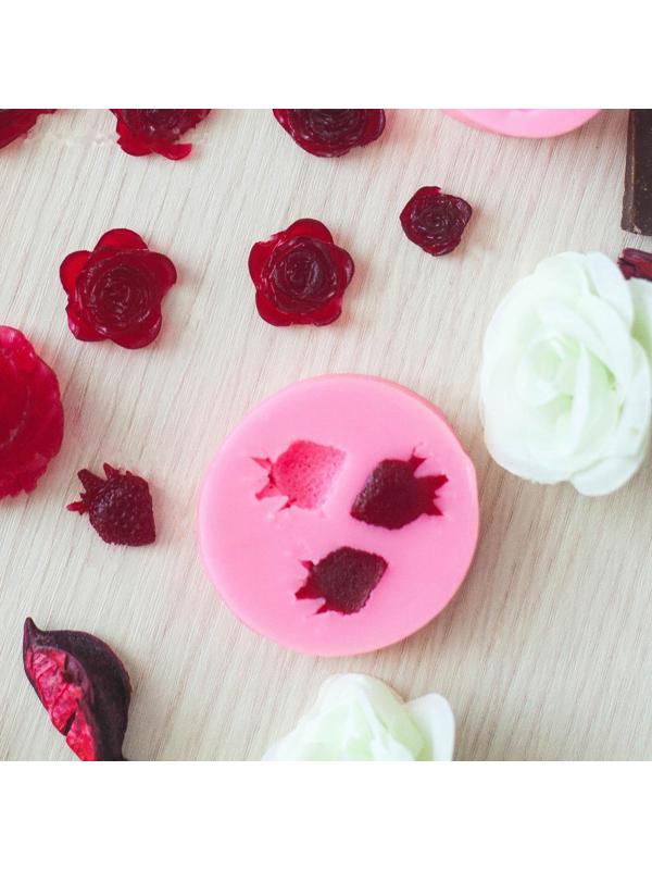 Молд «Клубника», 5,5×5,5 см, ячейка 1,1×1,8 см, цвет МИКС