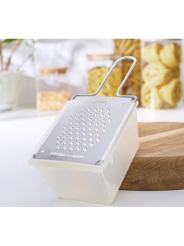 Тёрка плоская с контейнером «Морковная», цвет МИКС