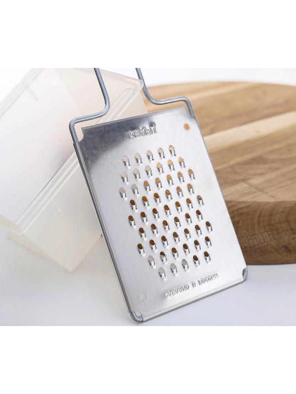 Тёрка плоская с контейнером «Морковная», цвет МИКС