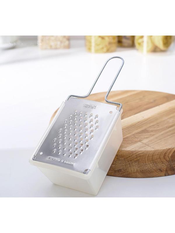 Тёрка плоская с контейнером «Морковная», цвет МИКС