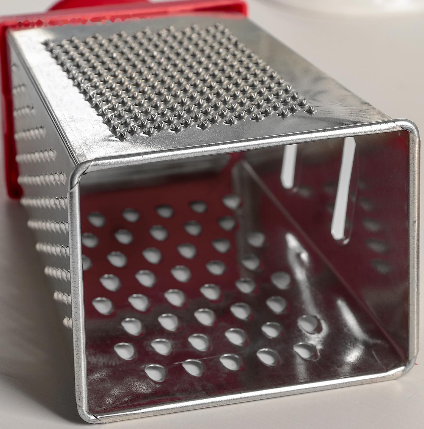 Тёрка «Комфорт», 4 грани,с крышкой-дозатором и круглой ручкой, 11×8,5×23 см, цвет МИКС