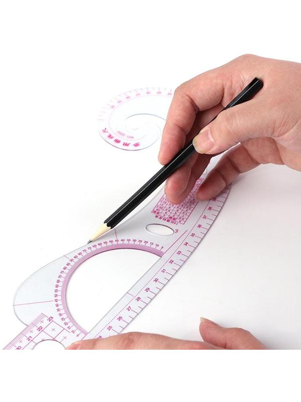 Лекало портновское метрическое «Рыбка», с проймой, 52 × 13 см, толщина 0,5 мм, цвет прозрачный