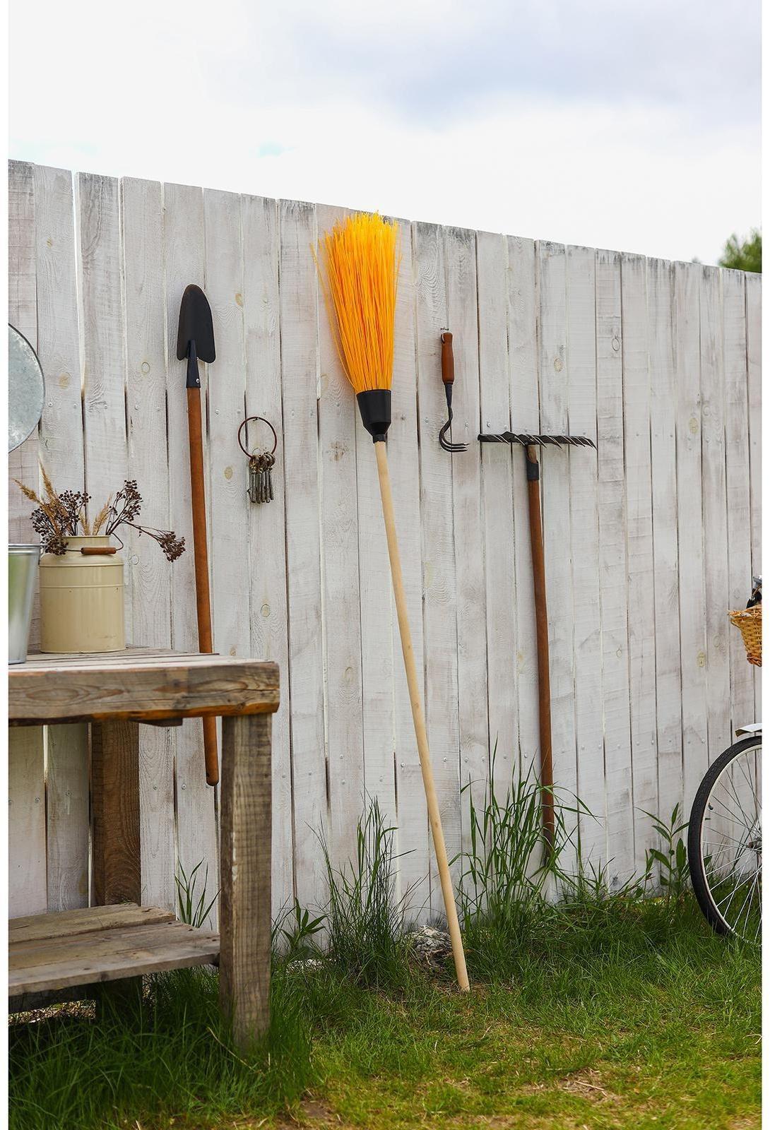 Метла полипропиленовая, с черенком «Дорогая», 5 колец, цвет МИКС