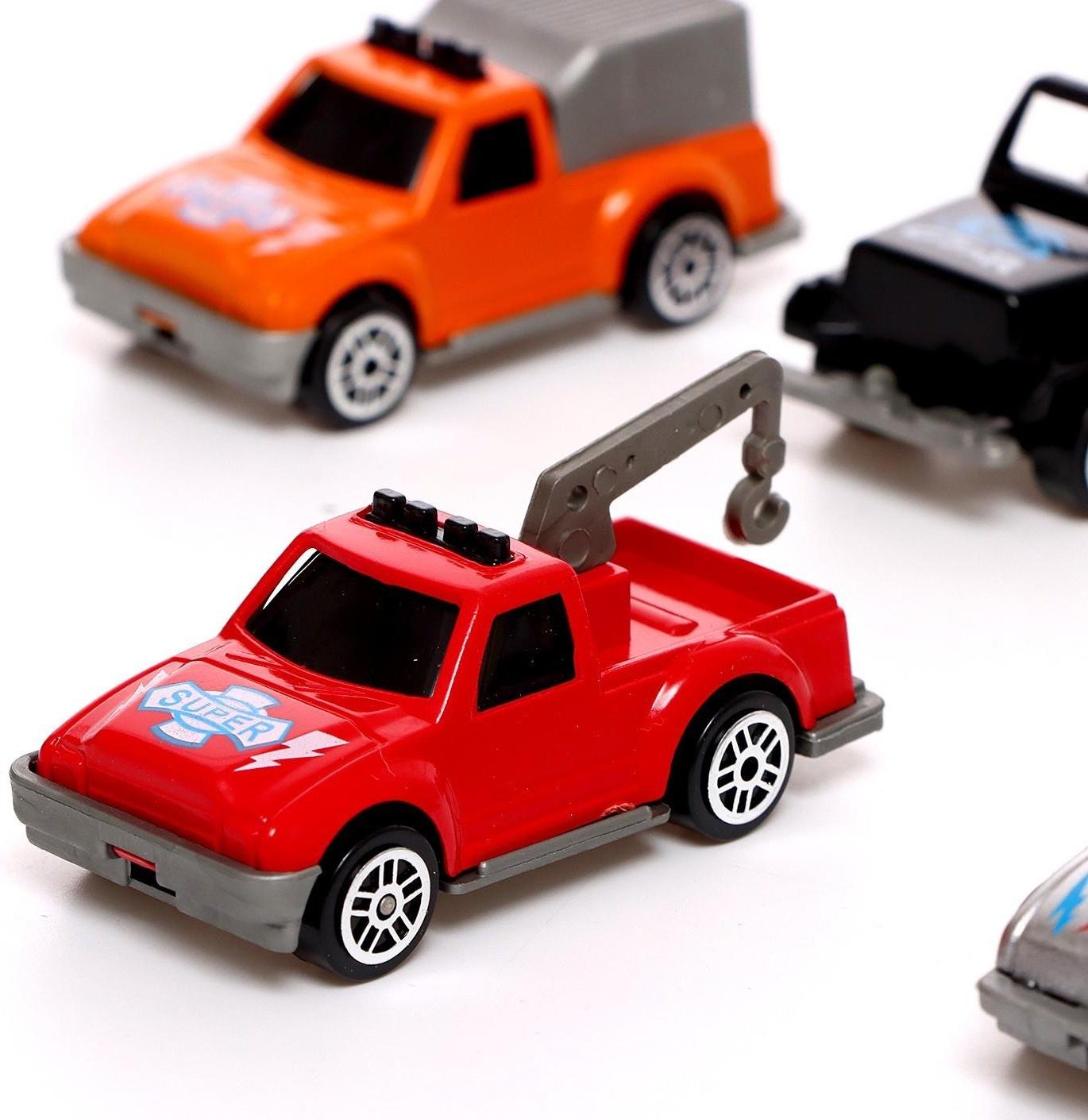 Игровой набор с инерционным транспортом «Аэропорт»