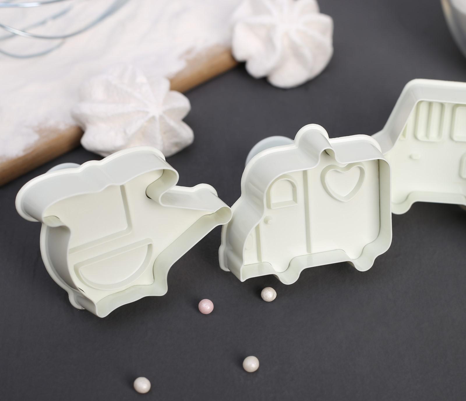 Набор плунжеров кондитерских Доляна «Машинки», 4 шт: 5×6 см