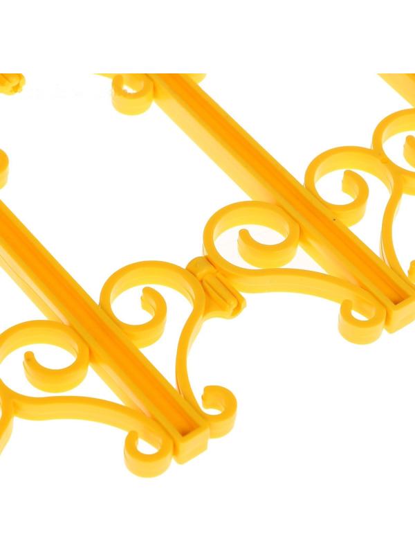 Ограждение декоративное, 25 × 180 см, 5 секций, пластик, жёлтое, «Классика»
