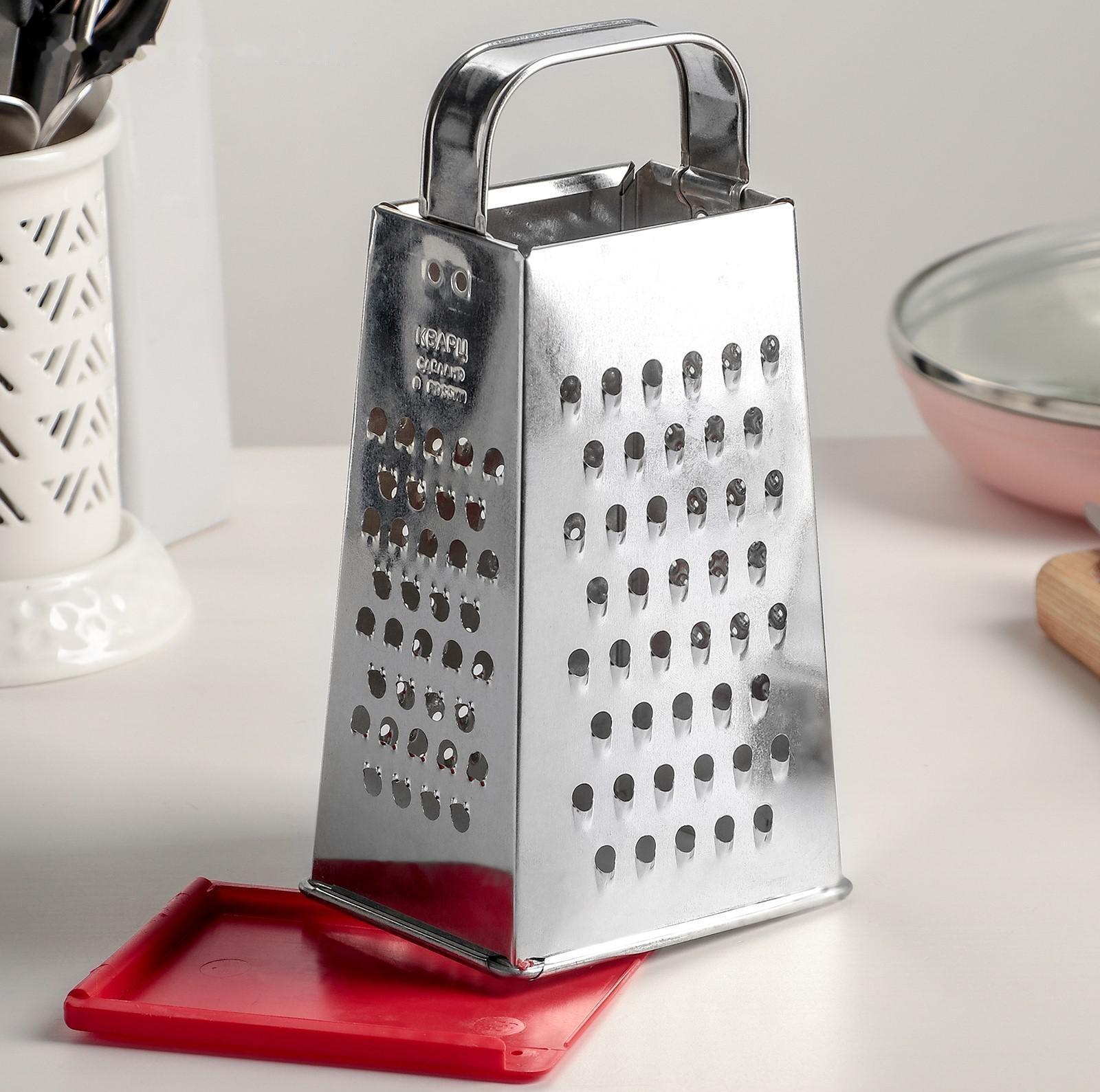 Тёрка с крышкой-дозатором и стороной для сыра, металлическая ручка, цвет МИКС