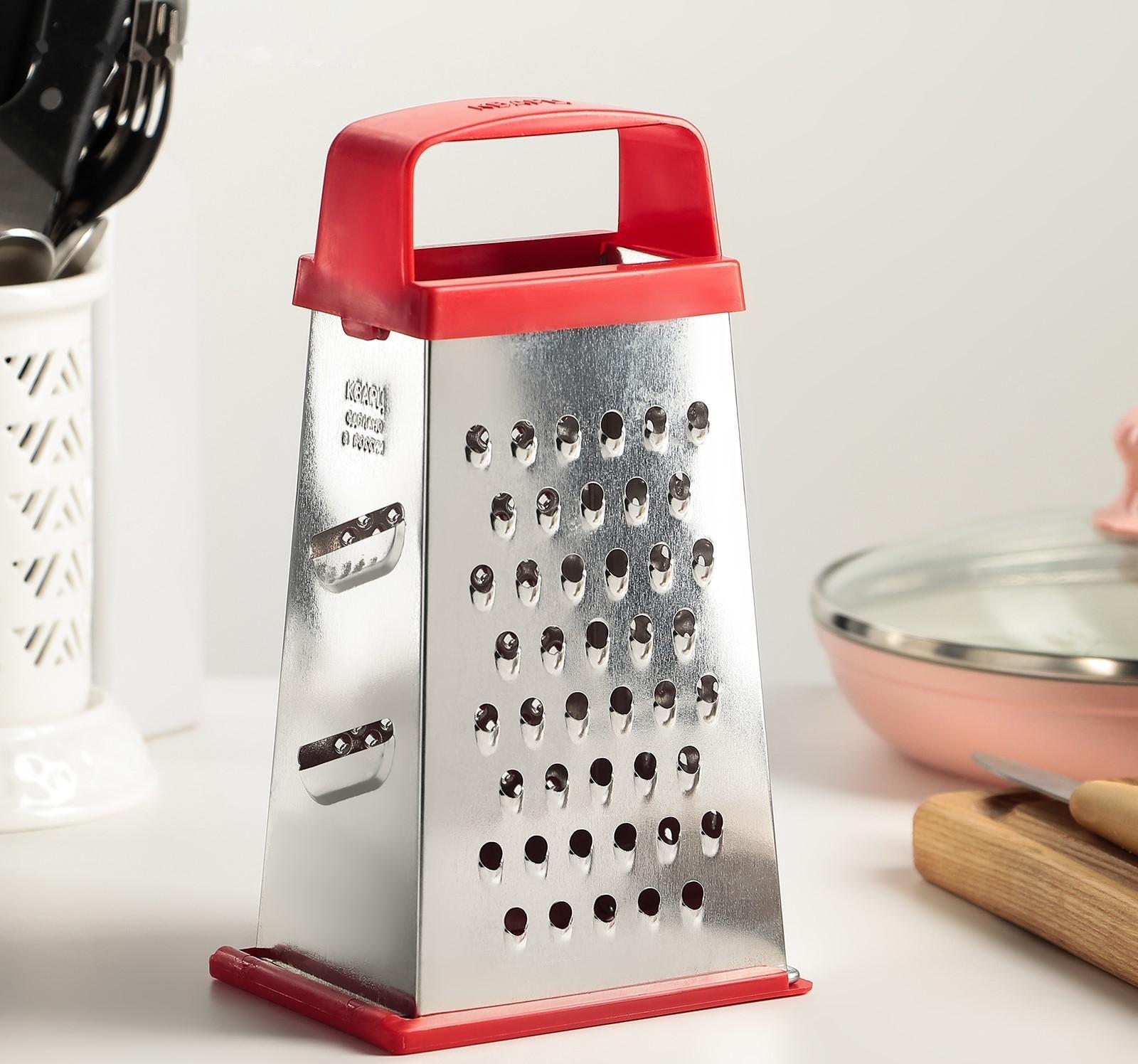 Тёрка «Универсал», 4 грани,с крышкой-дозатором и с пластмассовой ручкой 11×8,5×22 см, цвет МИКС