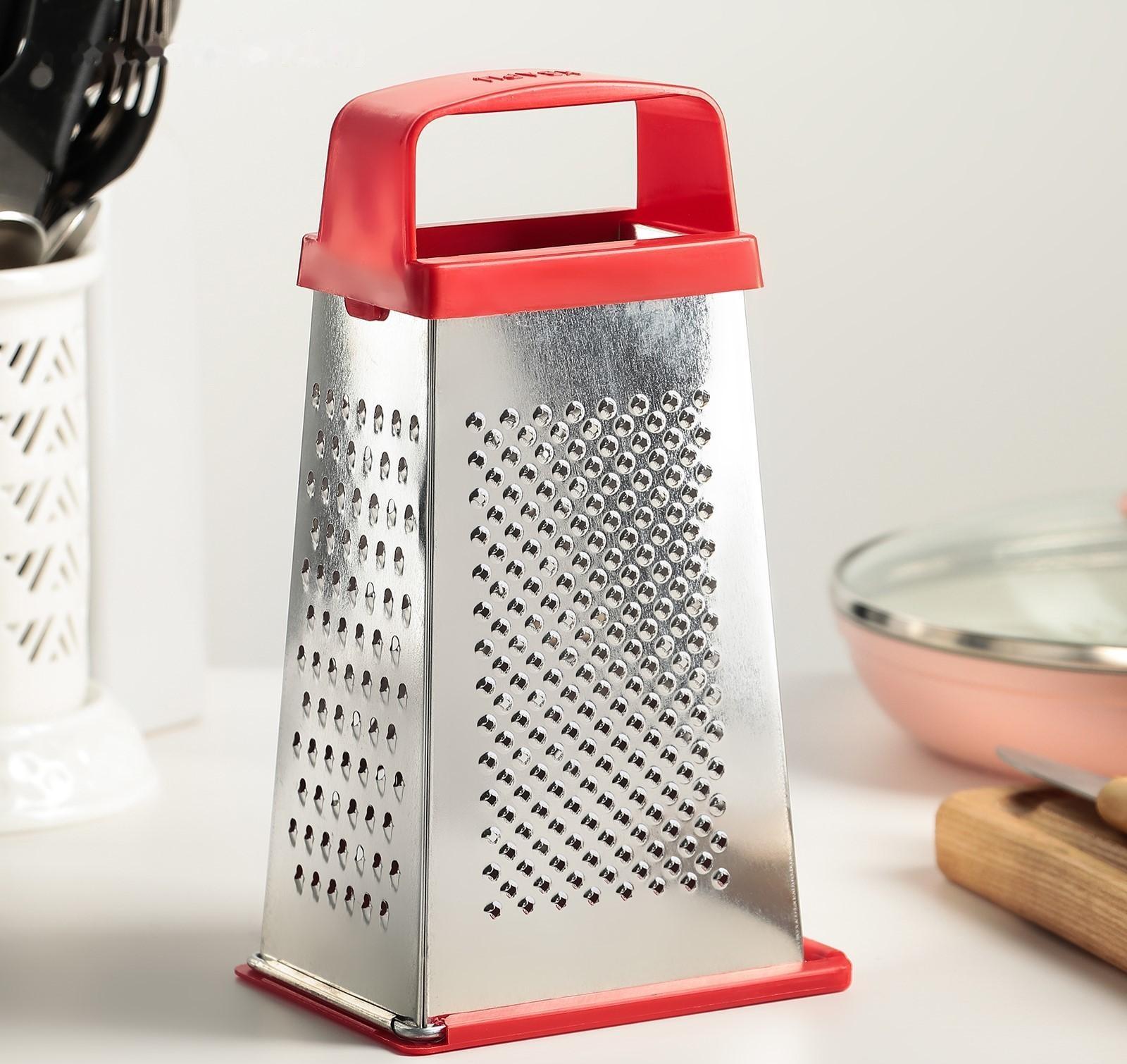 Тёрка «Универсал», 4 грани,с крышкой-дозатором и с пластмассовой ручкой 11×8,5×22 см, цвет МИКС