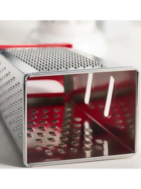 Тёрка «Универсал», 4 грани,с крышкой-дозатором и с пластмассовой ручкой 11×8,5×22 см, цвет МИКС