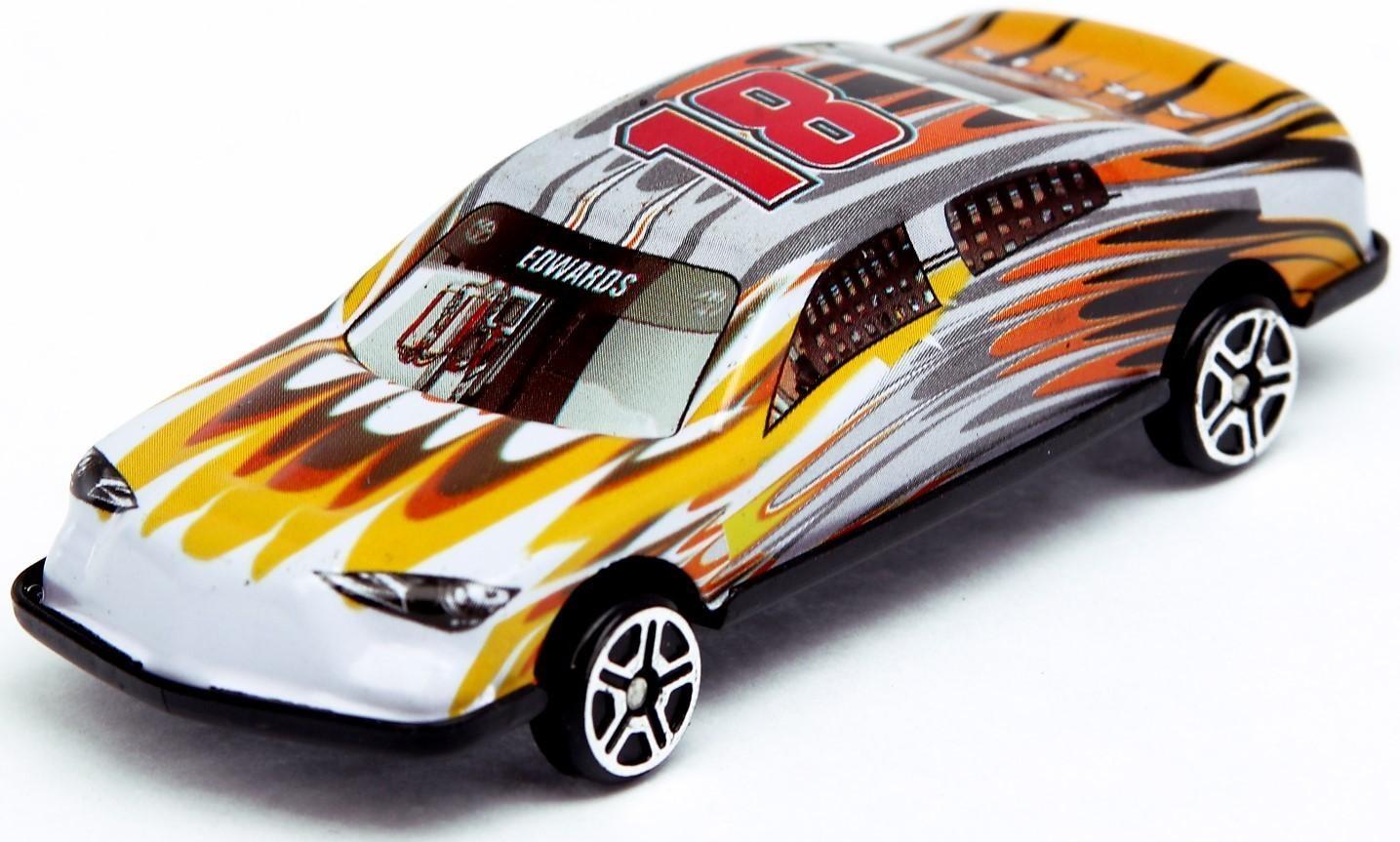 Машина металлическая «Рейсинг», цвета МИКС