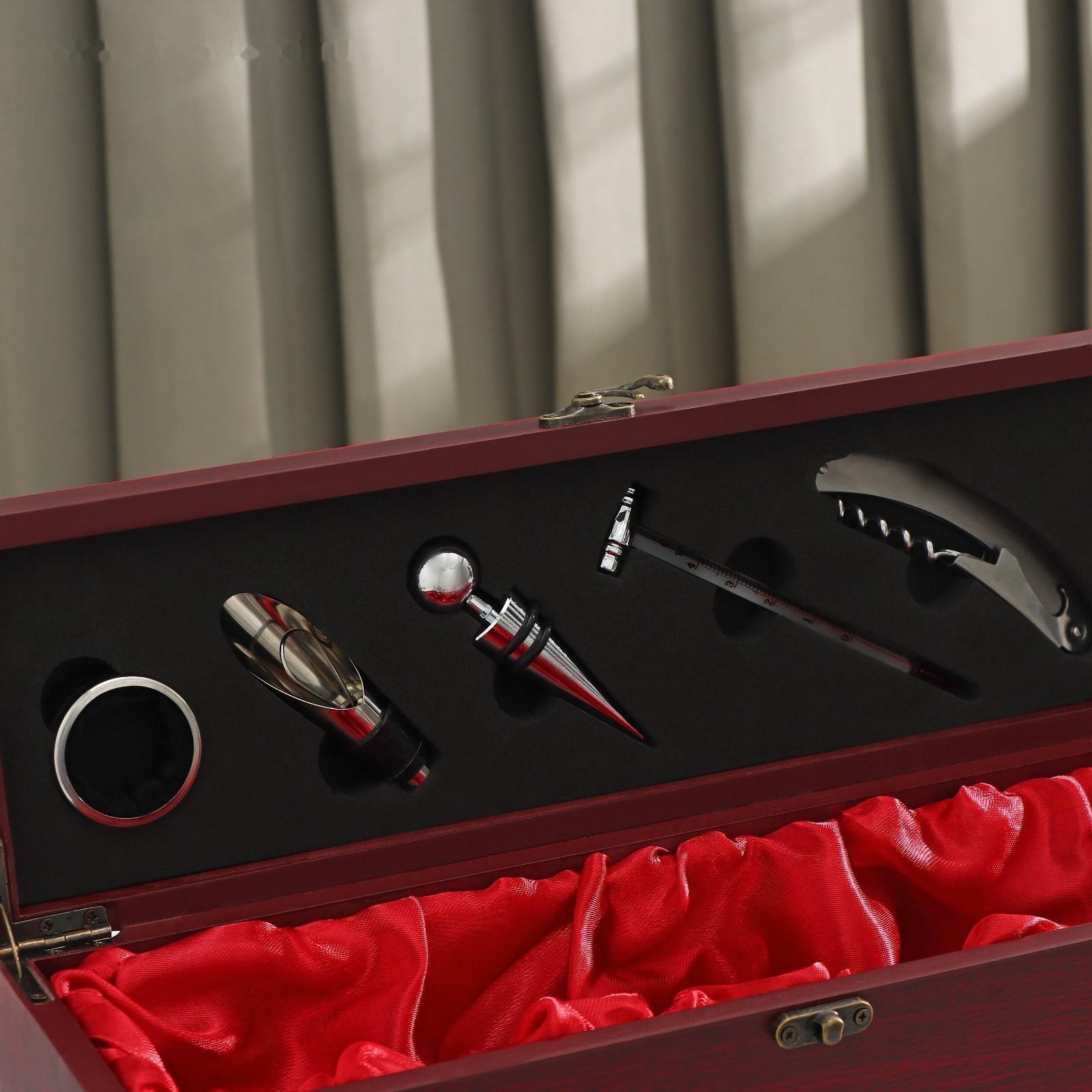 Набор для вина «Ла-Манш», 6 предметов: кейс для бутылки, каплеуловитель, кольцо, штопор, термометр, пробка