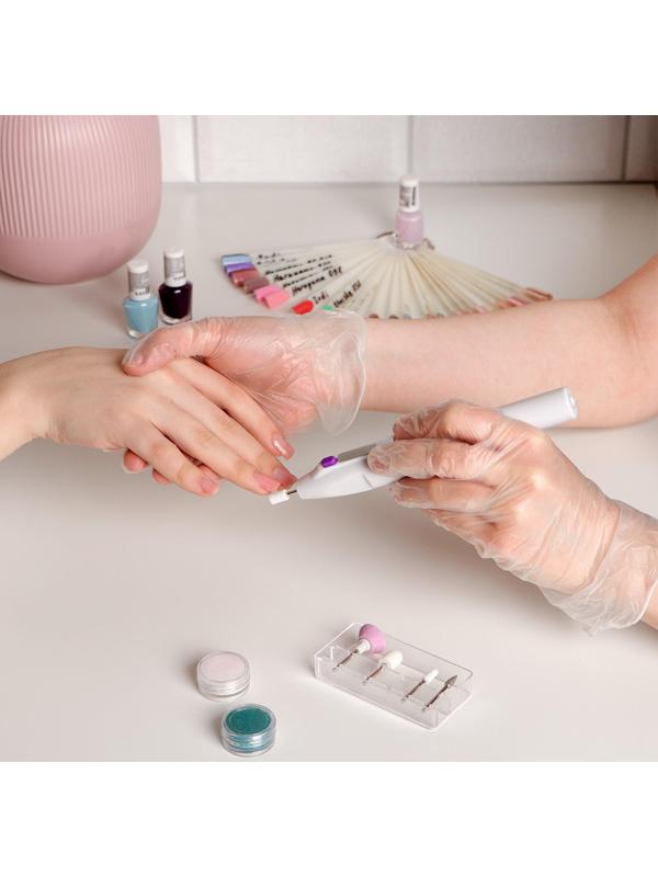 Аппарат для маникюра Luazon LMM-01-05, 5 насадок, 2 Вт, 2хAA (не в комплекте), белый