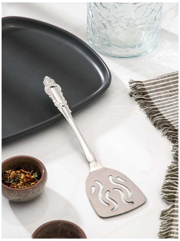 Лопатка «Королевство», h=22 см, с отверстиями