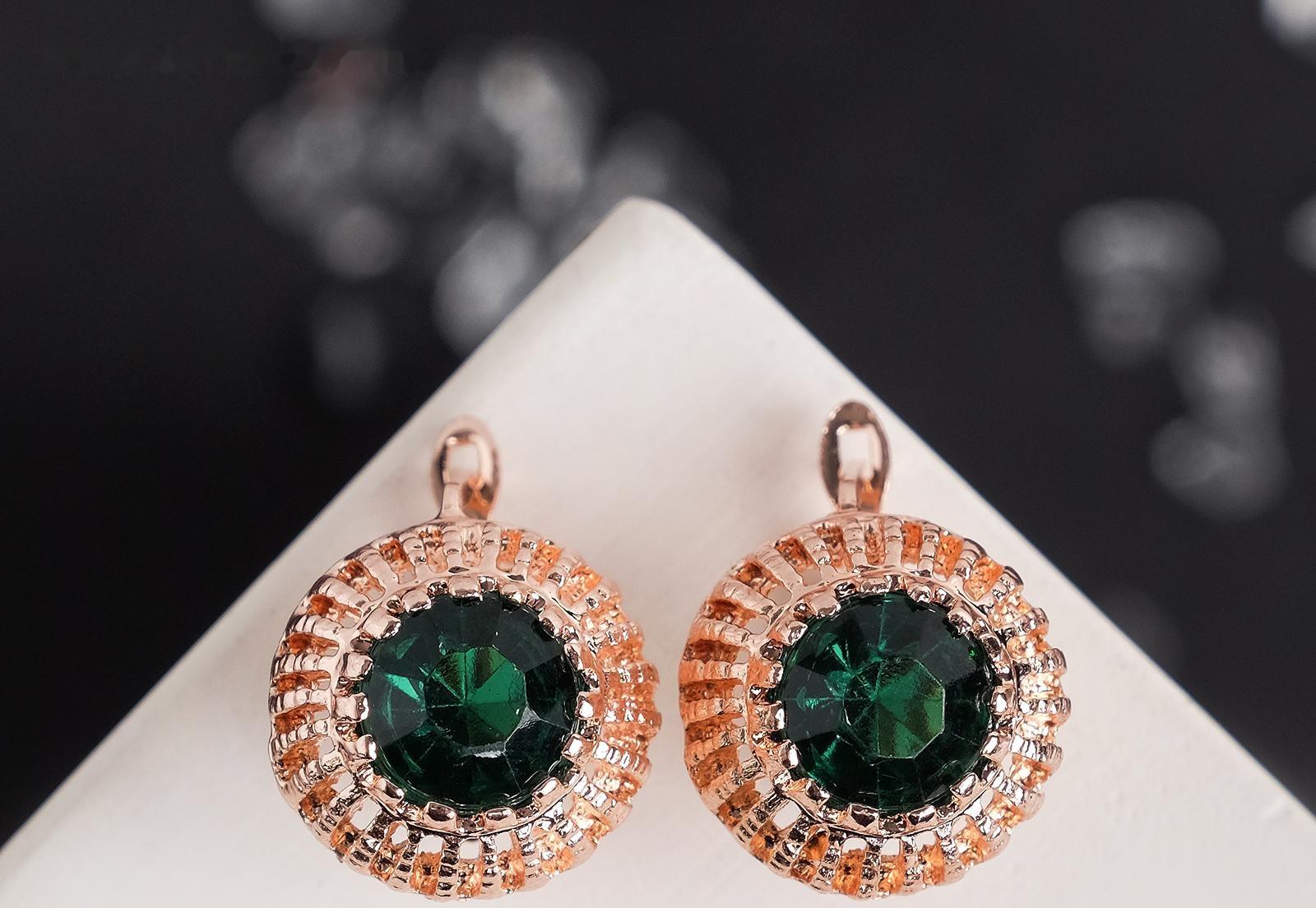 Серьги со стразами 