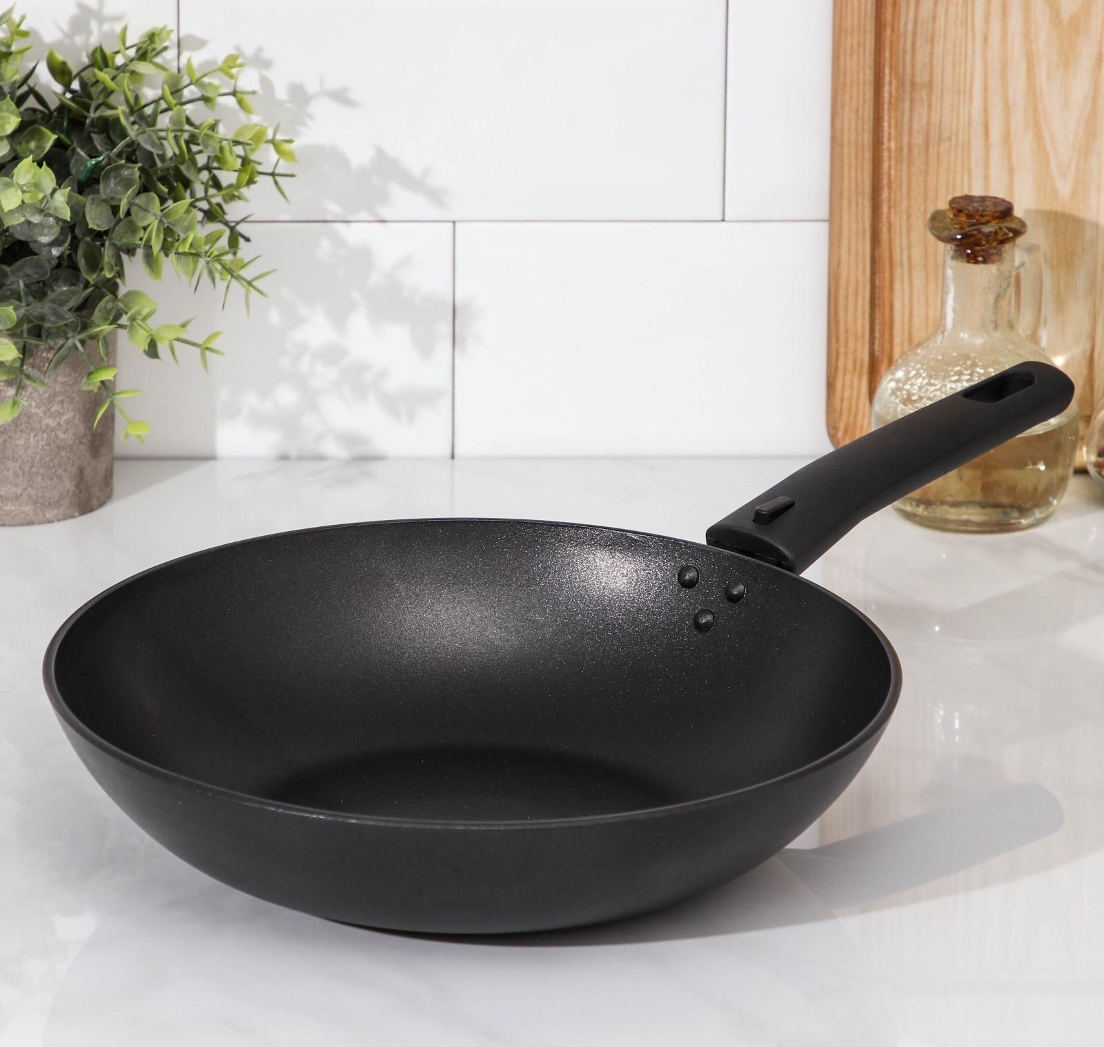 Сковорода Wok, d=26 см, съёмная ручка, антипригарное покрытие, цвет чёрный