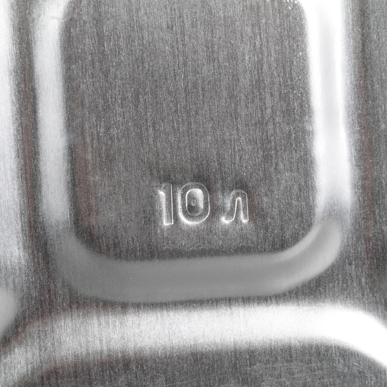 Канистра с крышкой, 10 л, цвет МИКС