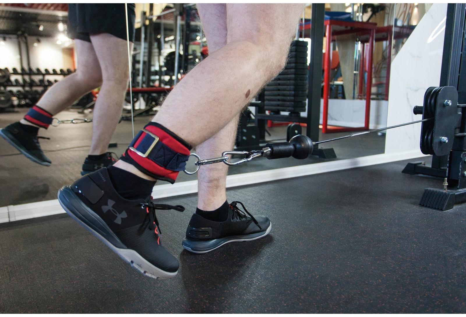 Манжета для тяги на тренажере с карабином, для ног МИКС