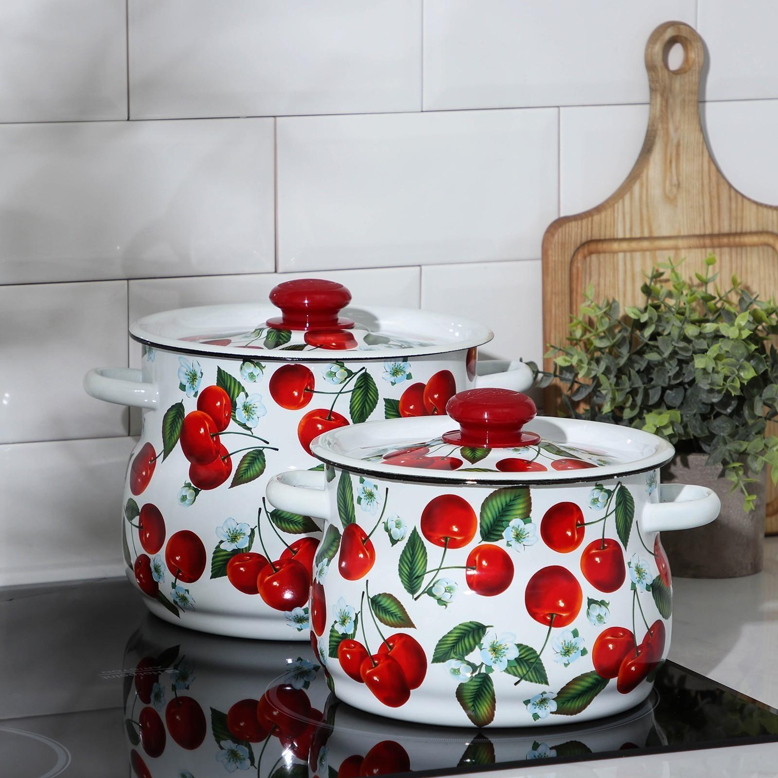 Набор кастрюль «Сочная вишня», 2 предмета: 4/5,5 л, эмалированные крышки, индукция, цвет белый