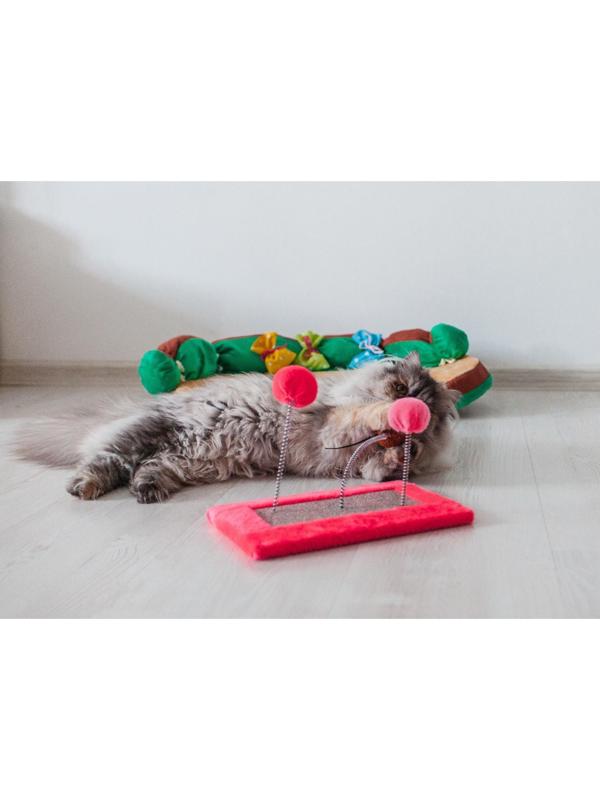 Игрушка для кошек с 3 дразнилками и когтеточкой, 27 х 15,5 х 25 см  микс цветов