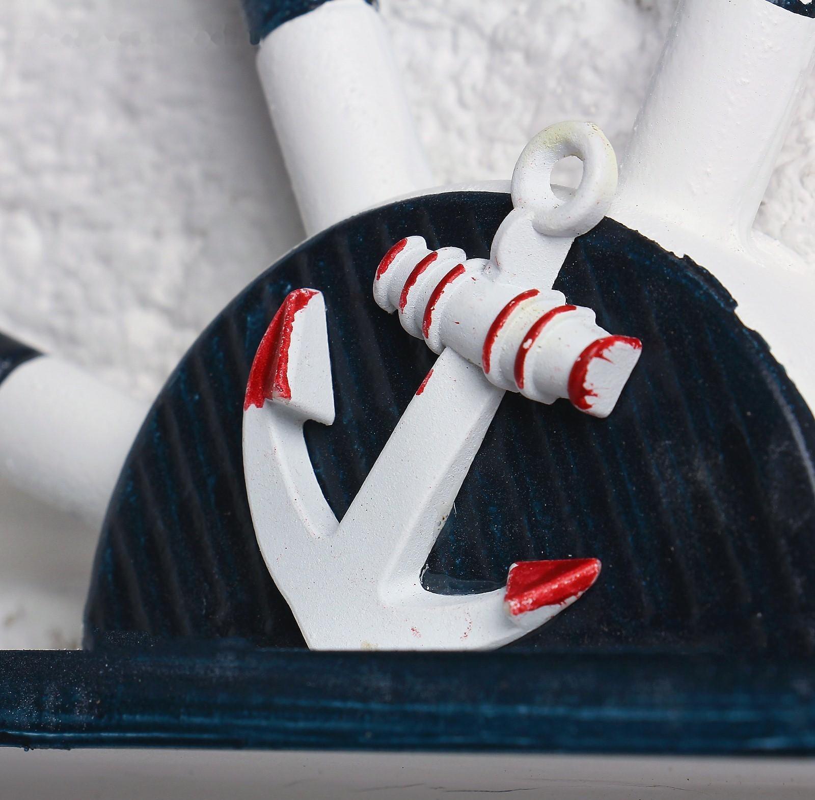 Вешалка интерьерная «Штурвал», 3 крючка, бело-синяя, 45 х 28 х 5 см