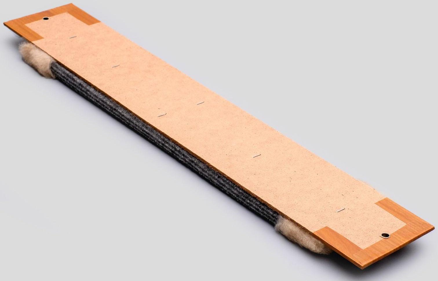 Когтеточка ковролиновая, средняя 55x11 см