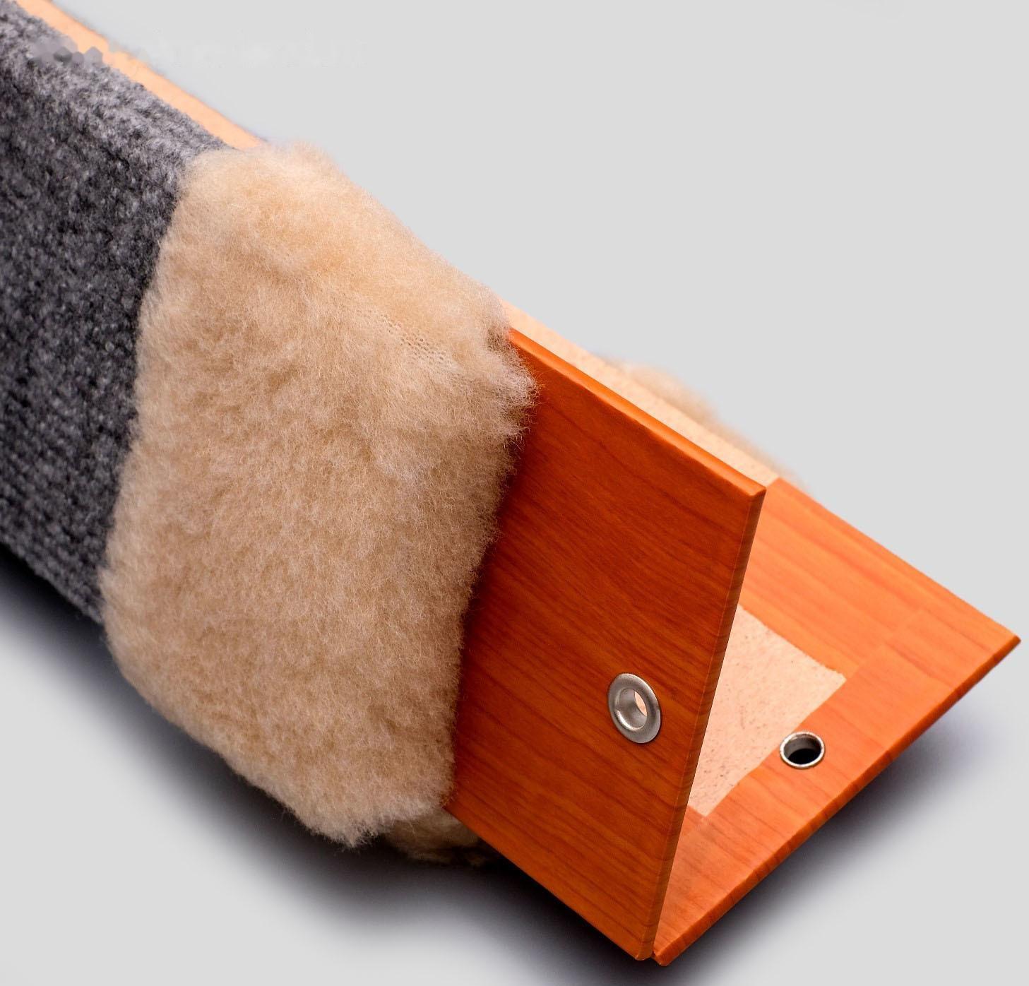 Когтеточка ковролиновая угловая, малая 45x10 см микс цветов