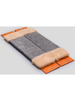 Когтеточка ковролиновая угловая, малая 45x10 см микс цветов