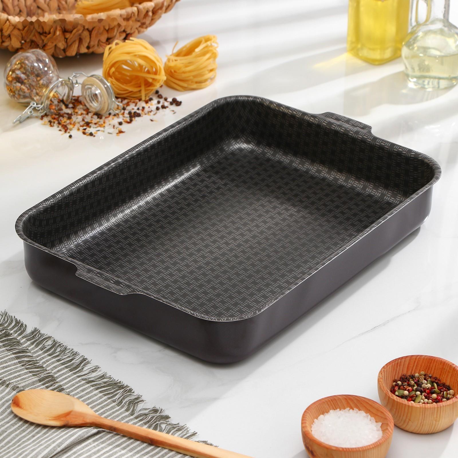 Противень «Хозяюшка», 27×35 см, металлическая крышка, антипригарное покрытие, цвет бордовый