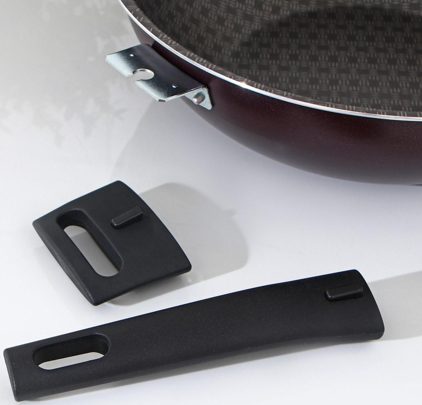 Сковорода ВОК «Хозяюшка», d=28 см, с 2 ручками, антипригарное покрытие, цвет бордовый