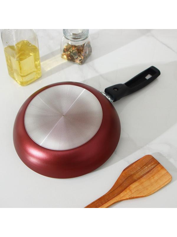 Сковорода «Хозяюшка», d=20 см, съёмная ручка, антипригарное покрытие, цвет бордовый
