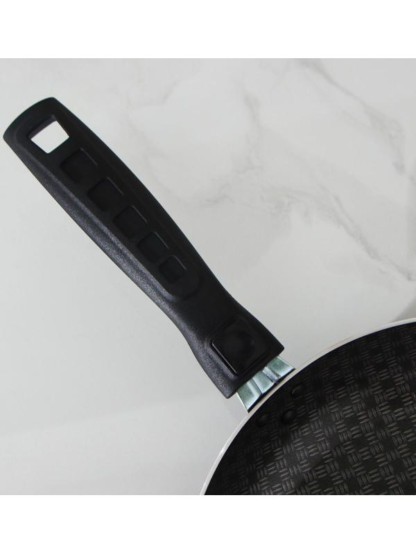 Сковорода «Хозяюшка», d=24 см, съёмная ручка, антипригарное покрытие, цвет бордовый