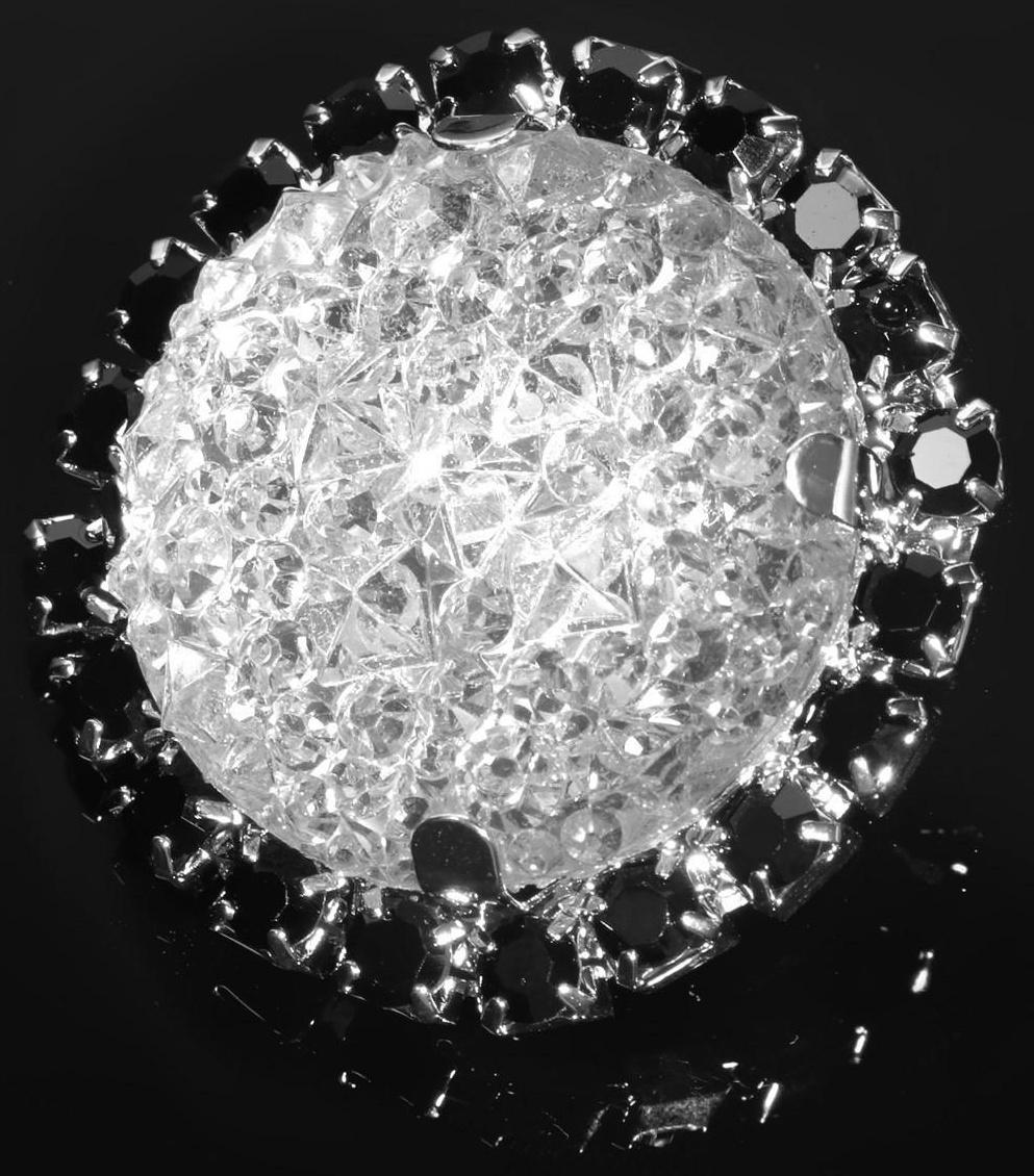 Пуговица декоративная, d = 30 мм, цвет серебряный/чёрный