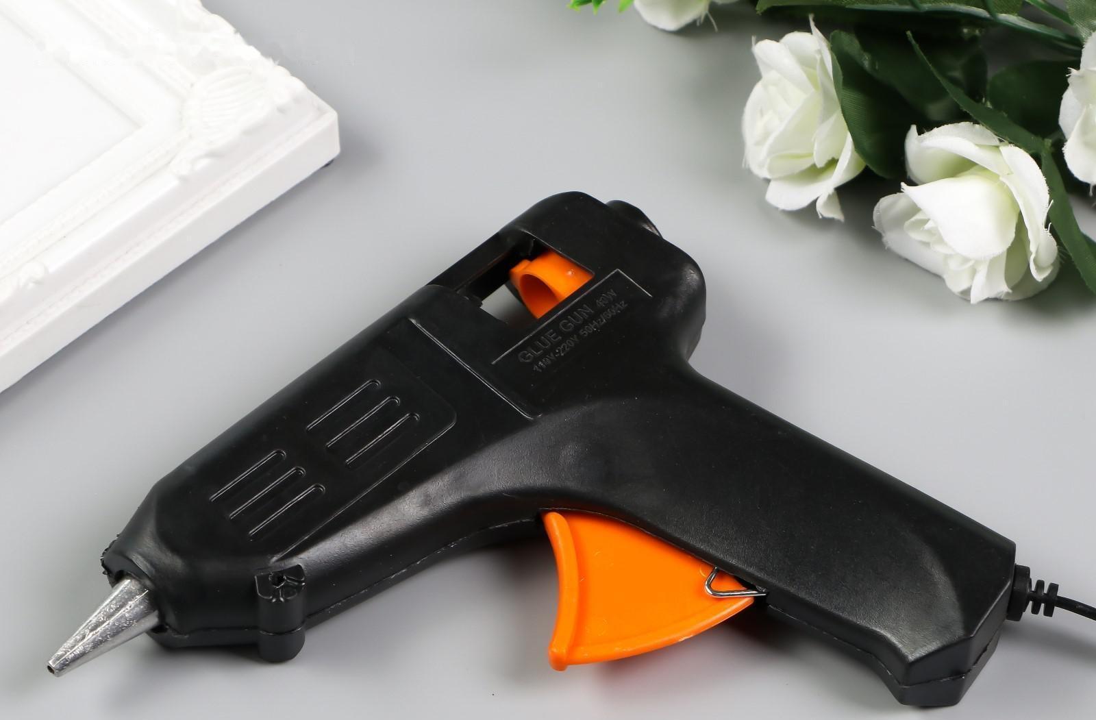 Клеевой пистолет 14х16 см питание: сетевой, диаметр стержня 11 мм