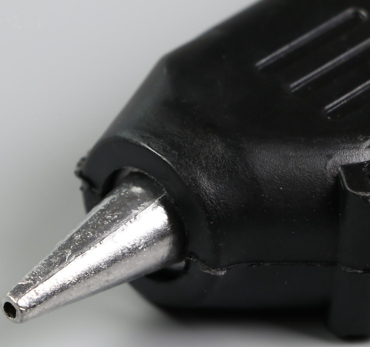 Клеевой пистолет 14х16 см питание: сетевой, диаметр стержня 11 мм