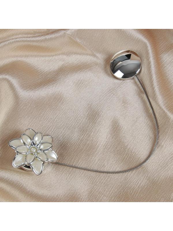 Подхват для штор «Георгин», d = 6 см, цвет серебряный/белый