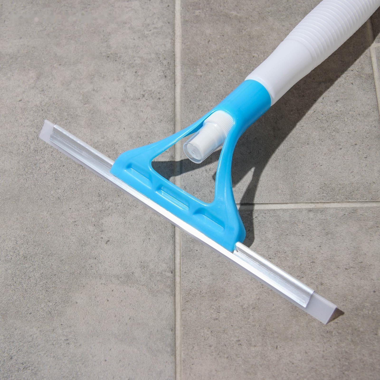 Водосгон с пульверизатором, 30×30 см, цвет МИКС